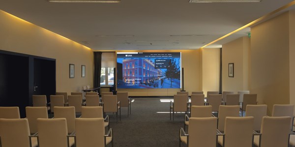 Meeting Room with Ledwall